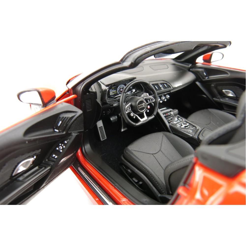 iScale 5011618552 - Audi R8 Spyder V10 Dynamite Red - Scale 1:18