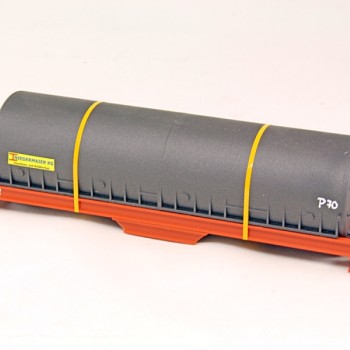 Ladegueter Bauer 01064 - Grey Tank Loos with Steel Transport Frame - Scale 1:50