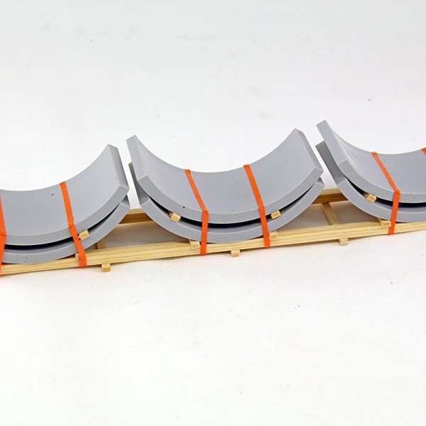 Ladegueter Bauer 01065 - Tube Pieces Tübbings  for Tunnel Construction on Transport Frame - Scale 1:50