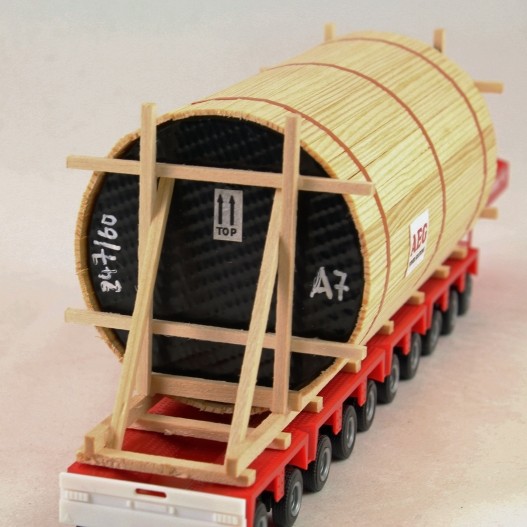 Ladegueter Bauer LKW1002 - AEG Generator in Transport Frame - Scale 1:50