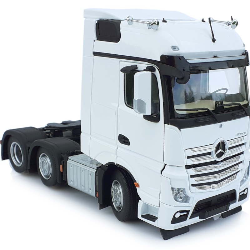 Marge Models 1910-01 - Mercedes-Benz Actros Bigspace 6x2 Truck Prime Mover White - Scale 1:32