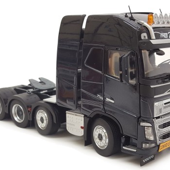 Marge Models 1915-01 - Volvo FH16 8x4 Truck Prime Mover Anthracite - Scale 1:32