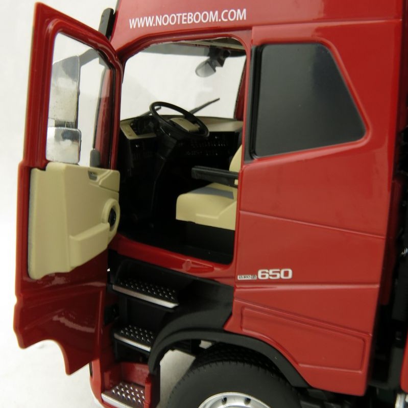 Marge Models 1915-02-01 - Volvo FH16 8x4 Red Truck Prime Mover Nooteboom - Scale 1:32