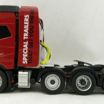 Marge Models 1915-02-01 - Volvo FH16 8x4 Red Truck Prime Mover Nooteboom - Scale 1:32