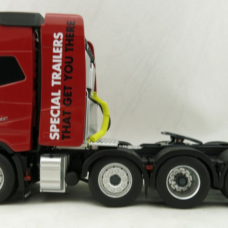 Marge Models 1915-02-01 - Volvo FH16 8x4 Red Truck Prime Mover Nooteboom - Scale 1:32