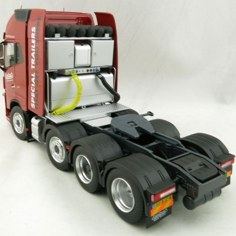 Marge Models 1915-02-01 - Volvo FH16 8x4 Red Truck Prime Mover Nooteboom - Scale 1:32