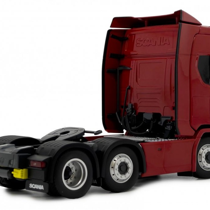 Marge Models 2015-03 - Scania R500 6x2 Truck Prime Mover Red - Scale 1:32