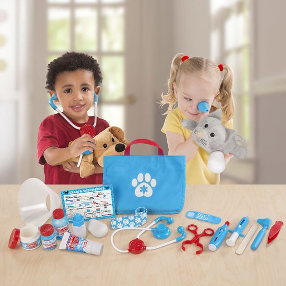 Melissa & Doug - Examine & Treat Pet Vet Play Set