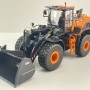Develon - Develon DL867 Wheel Loader Diecast - Scale 1:50