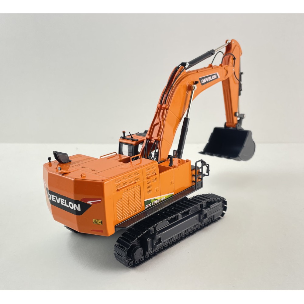 Develon - Develon DX680 HD Large Hydraulic Crawler Excavator - Scale 1:50