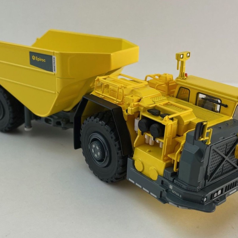 Epiroc Underground Mining Dump Truck Minetruck MT65 S - Scale 1:50