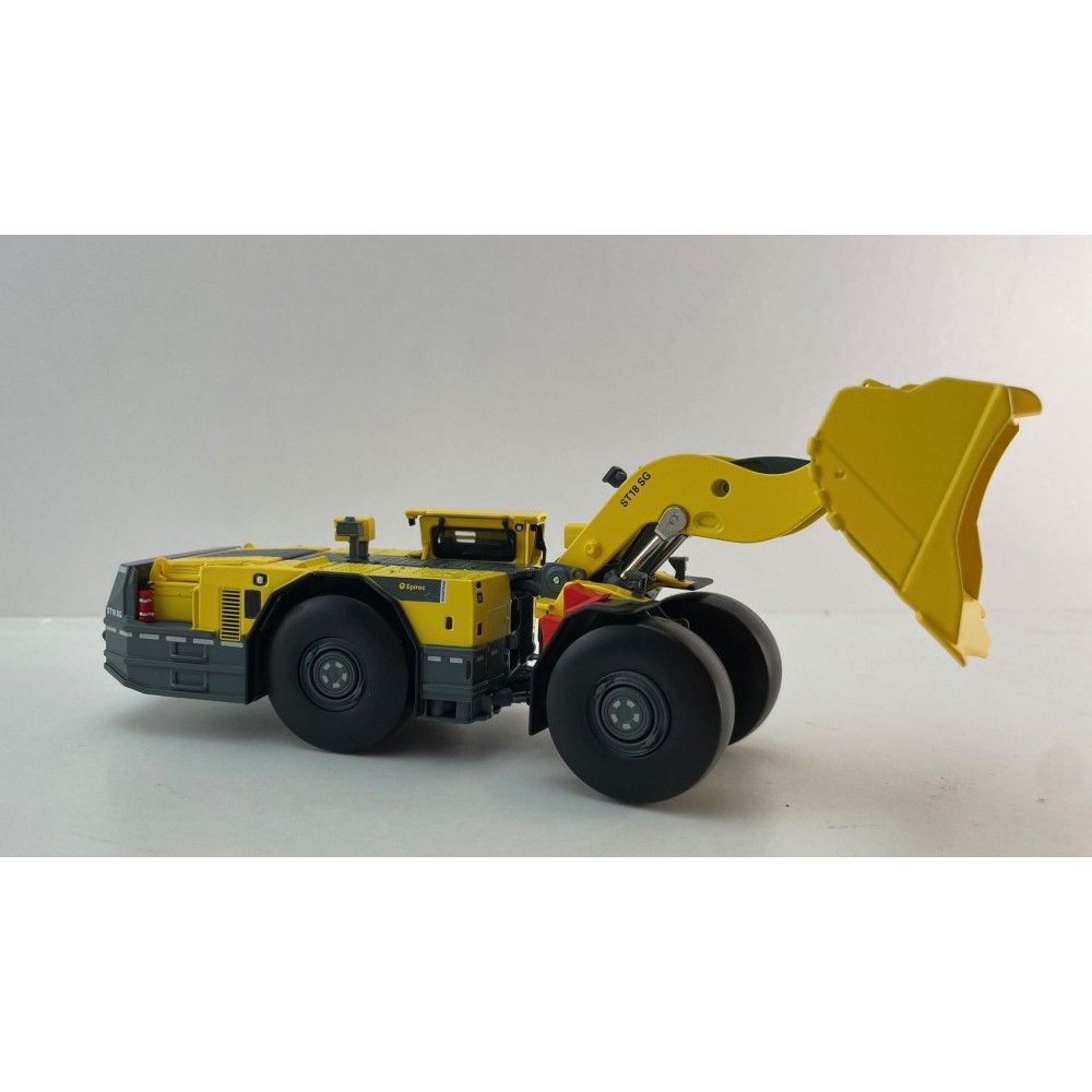 Epiroc Underground Mining Loader Scooptram ST18S - Scale 1:50