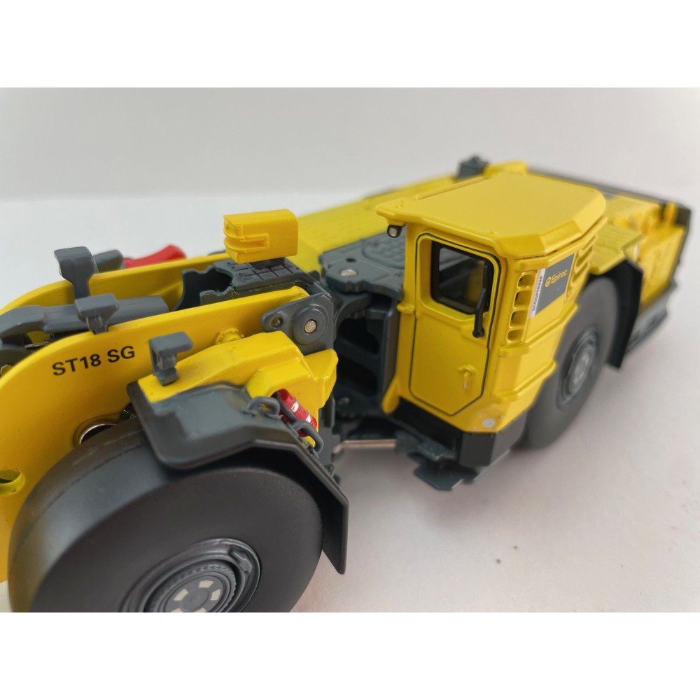Epiroc Underground Mining Loader Scooptram ST18S - Scale 1:50