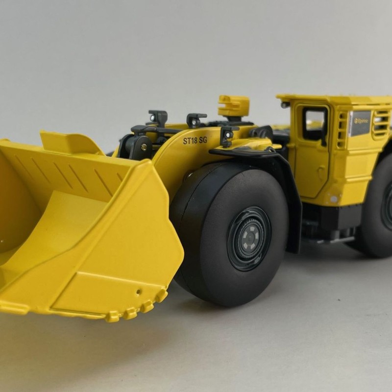 Epiroc Underground Mining Loader Scooptram ST18S - Scale 1:50