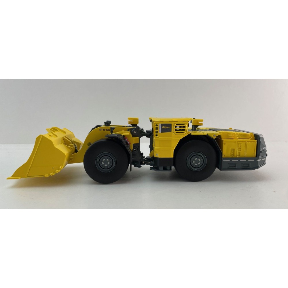 Epiroc Underground Mining Loader Scooptram ST18S - Scale 1:50