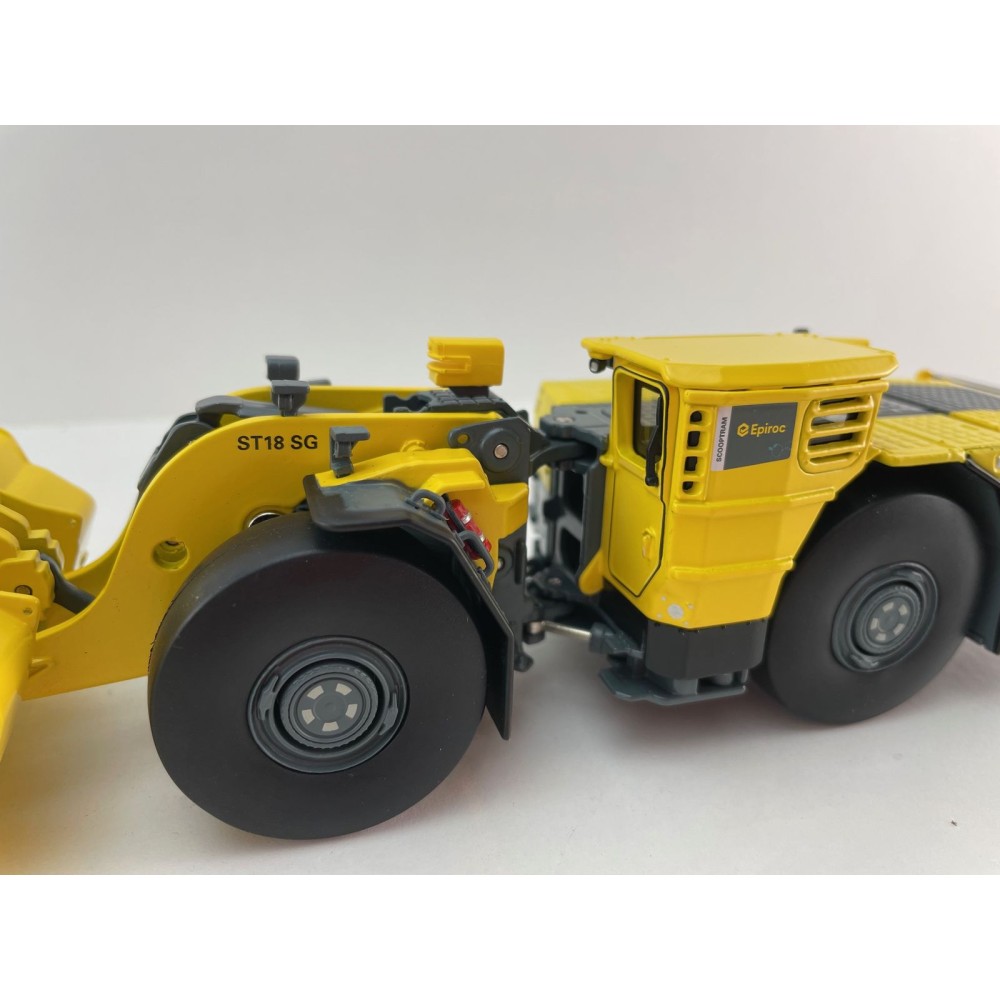Epiroc Underground Mining Loader Scooptram ST18S - Scale 1:50