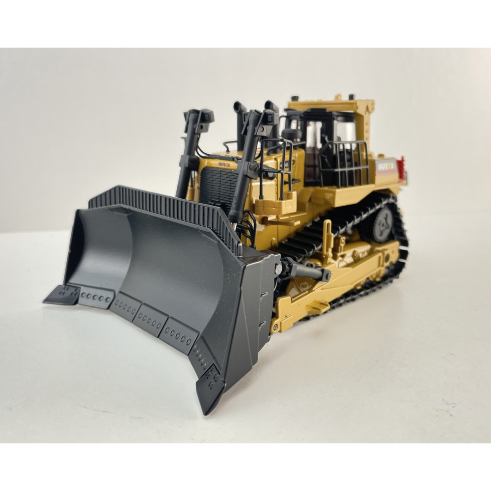 Huina 1700 Large Track Type Tractor Dozer with Ripper Diecast Scale 1:50