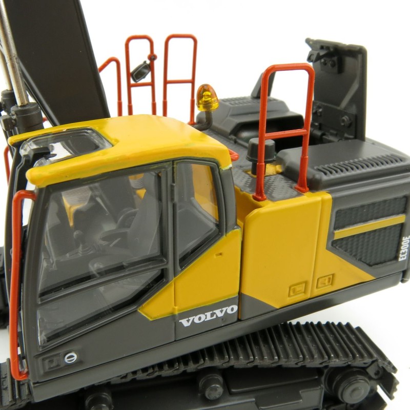 Motorart 300046 - Volvo EC 300 E Tracked Hydraulic Excavator - Scale 1:50