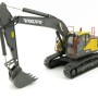 Motorart 300066 - Volvo EC 220 E Tracked Hydraulic Excavator - Scale 1:50