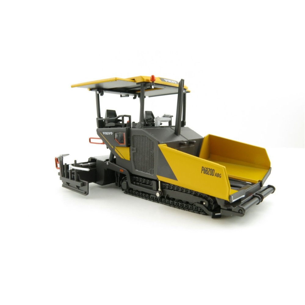 Motorart 300081 - Volvo Asphalt Road Paver P68200 - Scale 1:50