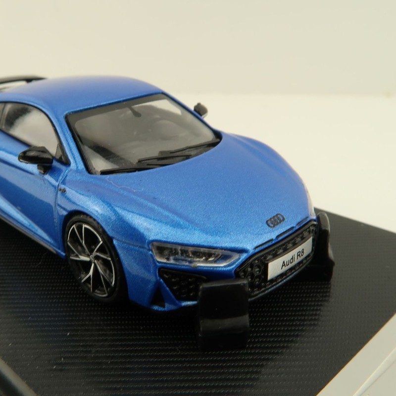 Keng Fai - Audi R8 Coupe Performance V10 2021 Blue Metallic - Scale 1:64