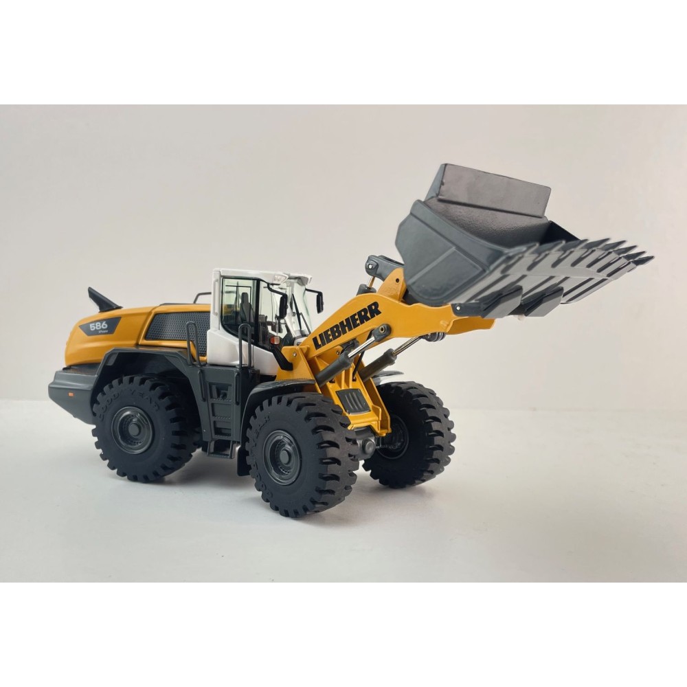 NZG 10061 Liebherr L586-4 Large Wheel Loader 2024 Version - Scale 1:50