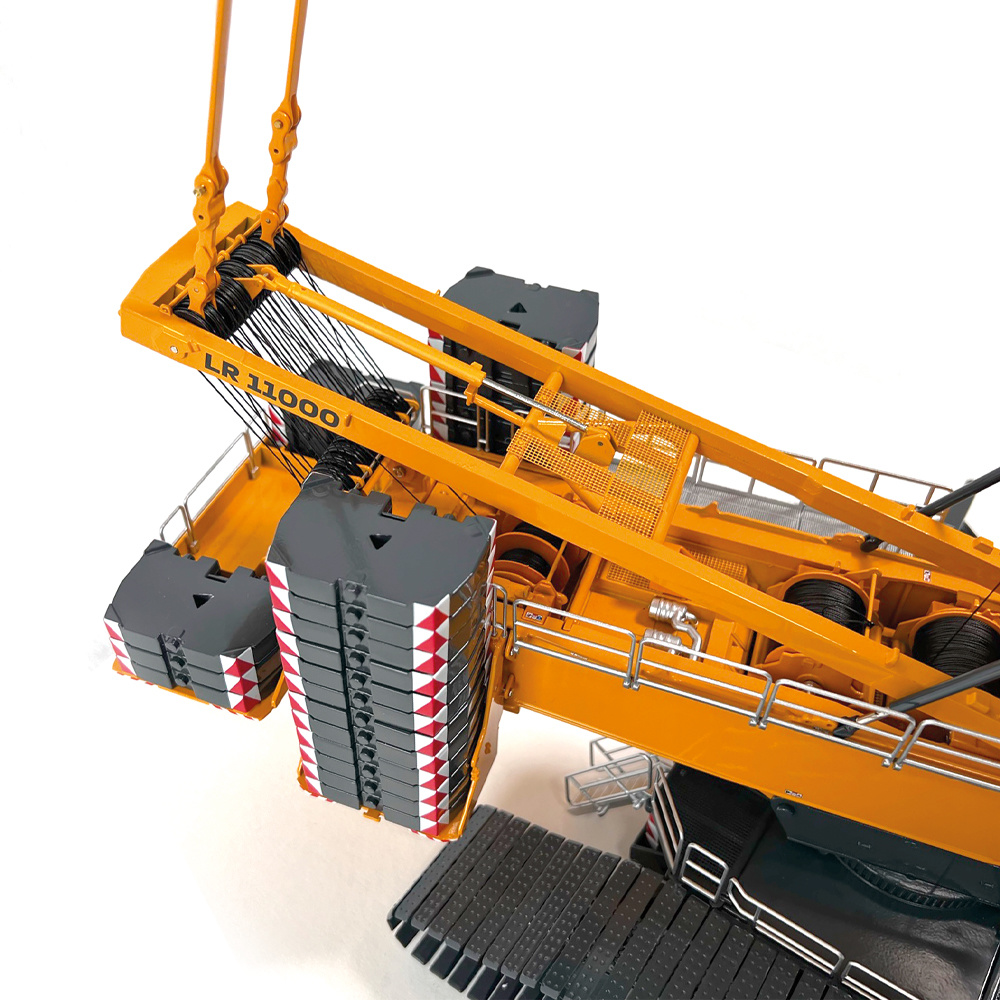 NZG 1029 Liebherr LR11000 SL8F2 Large Crawler Crane Bauma 2022 - Scale 1:50