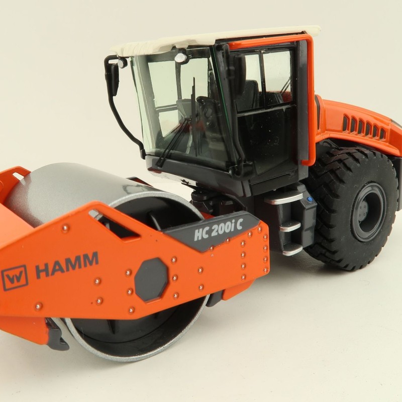 NZG 10411 Hamm HC200i C Compactor Roller - Scale 1:50