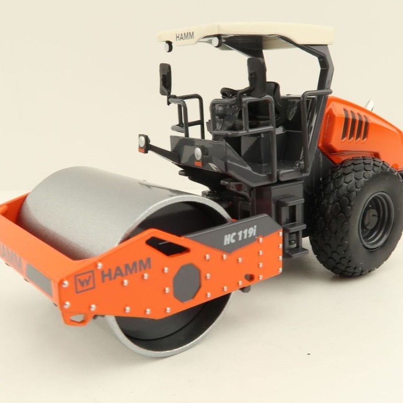 NZG 10421 Hamm HC119i Compactor Roller - Scale 1:50