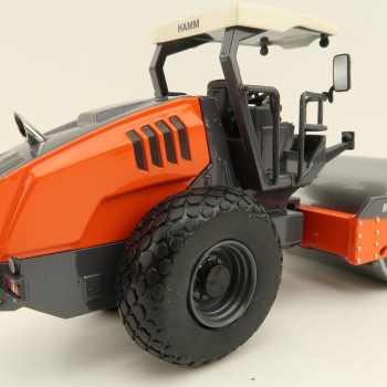 NZG 10421 Hamm HC119i Compactor Roller - Scale 1:50