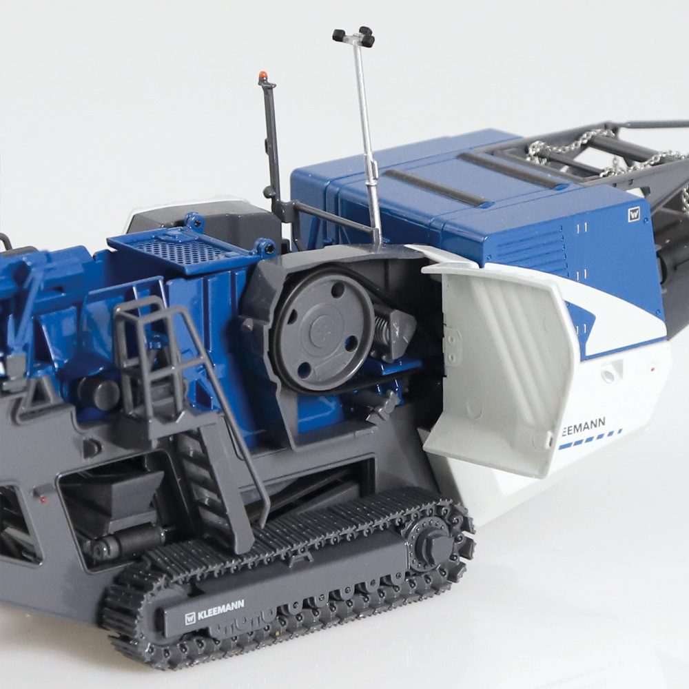 NZG 1043 Kleemann MC110 EVO2 track Mounted Jaw Crusher - Scale 1:50 