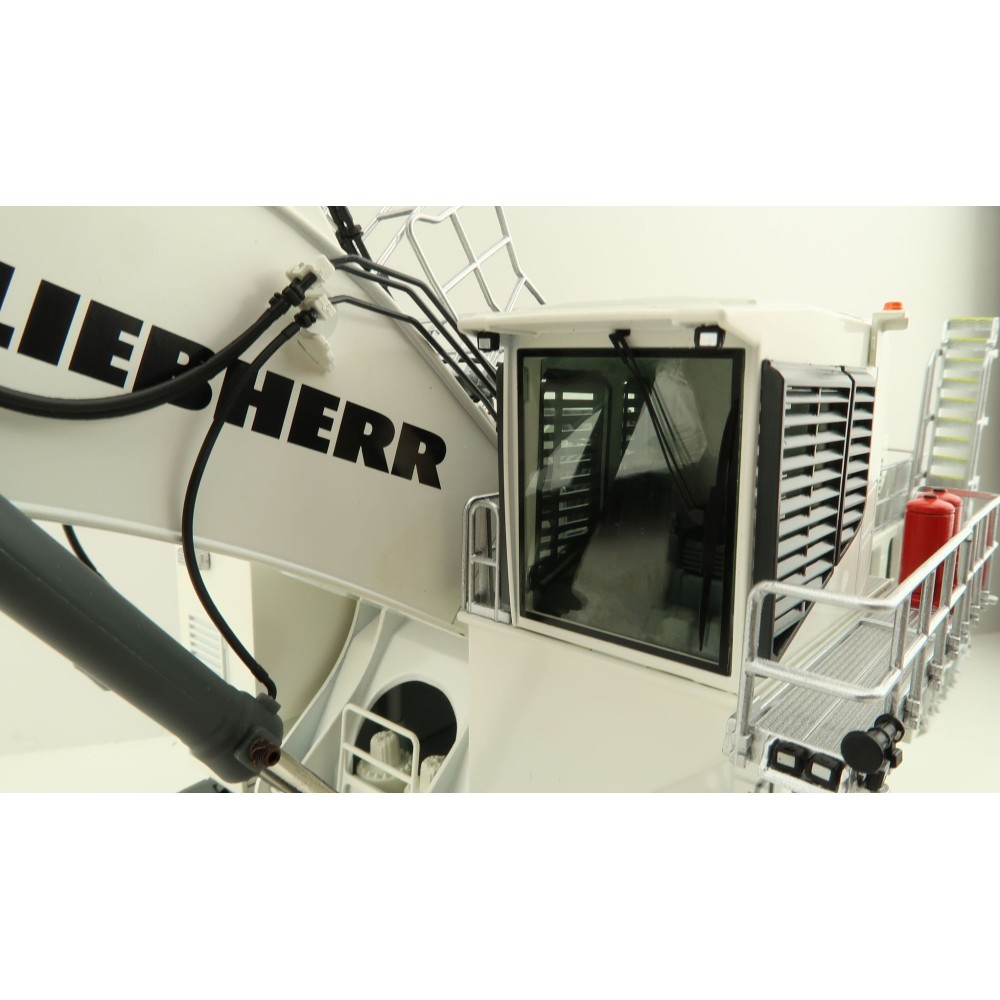 NZG 1050 Liebherr R9600 Backhoe Mining Excavator - Scale 1:50