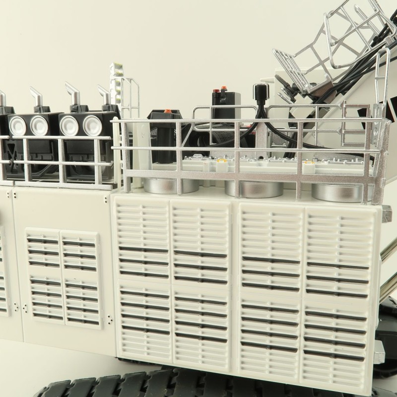 NZG 1050 Liebherr R9600 Backhoe Mining Excavator - Scale 1:50