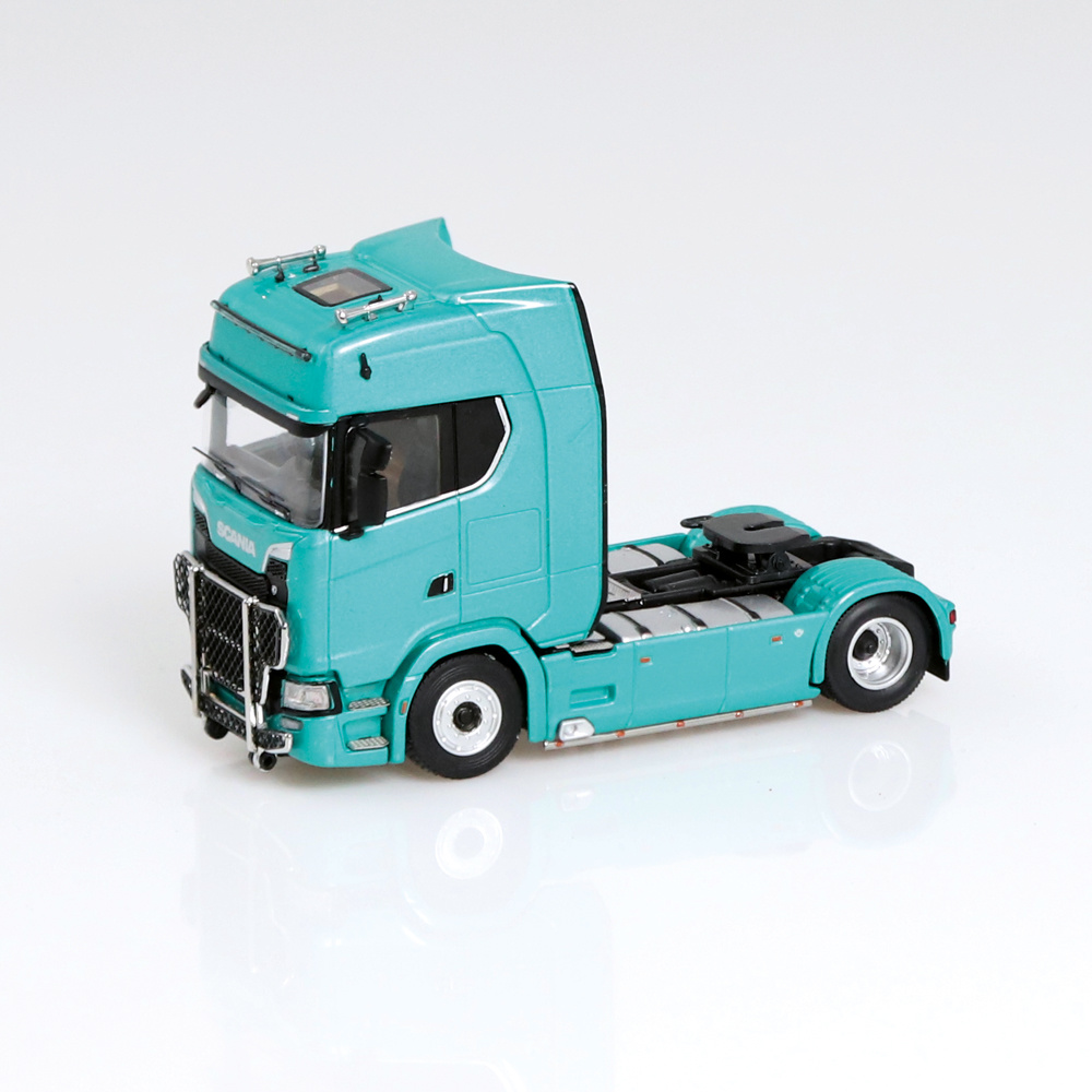 NZG 1065/30 Scania V8 730S 4x2 Truck with Race Car Transporter Green New 2023 - Scale 1:64