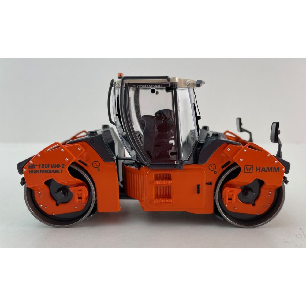 NZG 1086 HAMM HD+ 120i VIO HF Tandem Roller with Vibratory Oscillation Drums - Scale 1:50