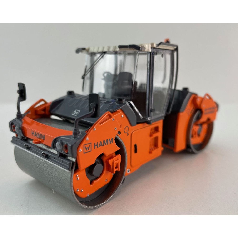 NZG 1086 HAMM HD+ 120i VIO HF Tandem Roller with Vibratory Oscillation Drums - Scale 1:50