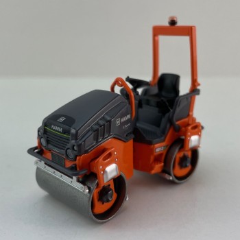 NZG 1087 HAMM HD 12e VV Tandem Roller with 2 Vibratory Drums - Scale 1:50
