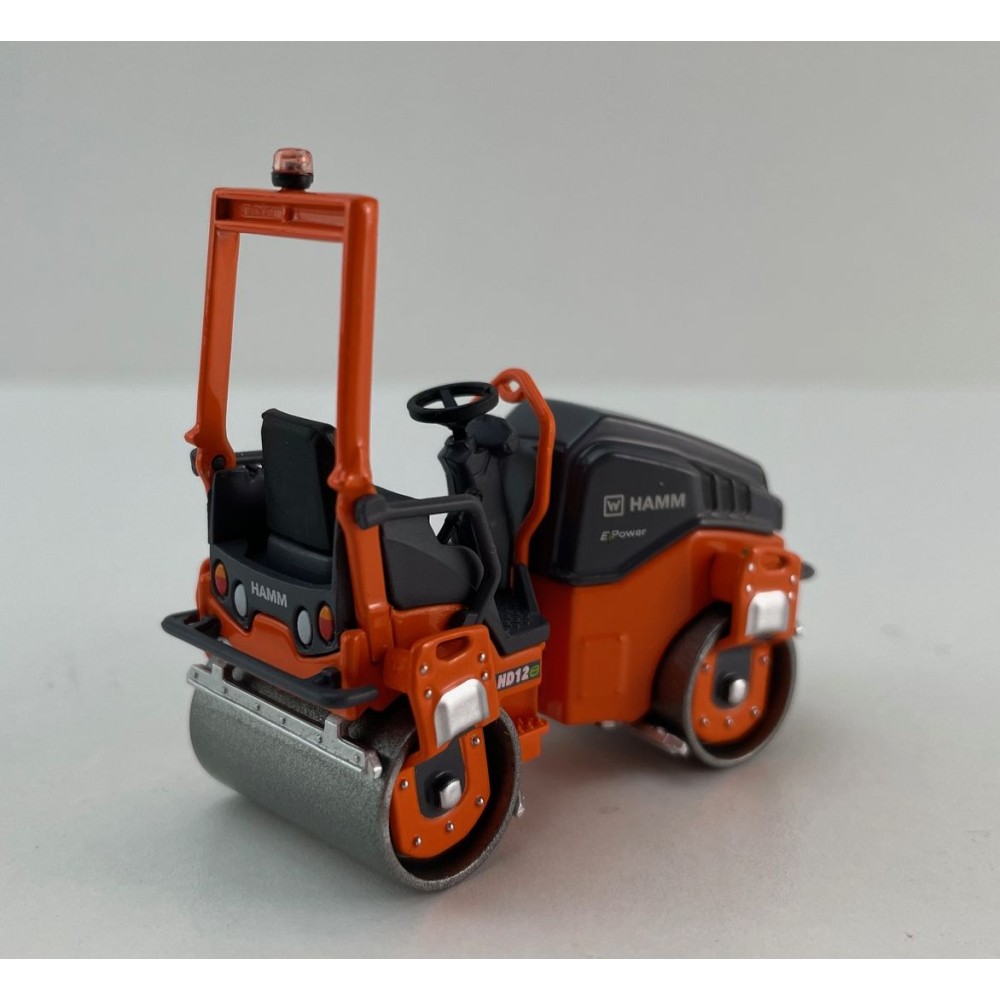 NZG 1087 HAMM HD 12e VV Tandem Roller with 2 Vibratory Drums - Scale 1:50