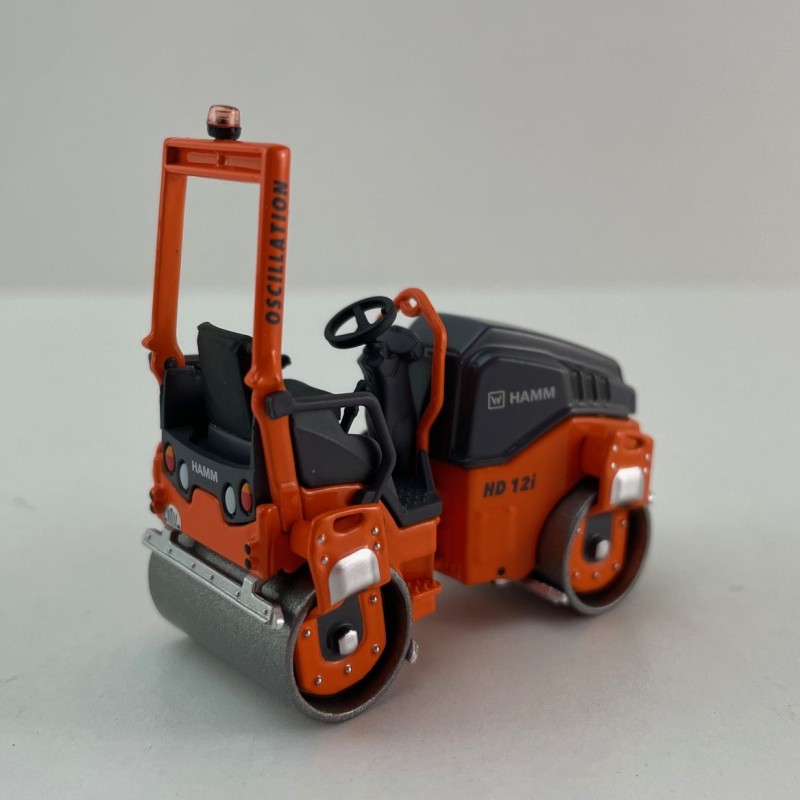 NZG 10871 HAMM HD 12e VO Tandem Roller with Vibratory and Oscillation Drum - Scale 1:50