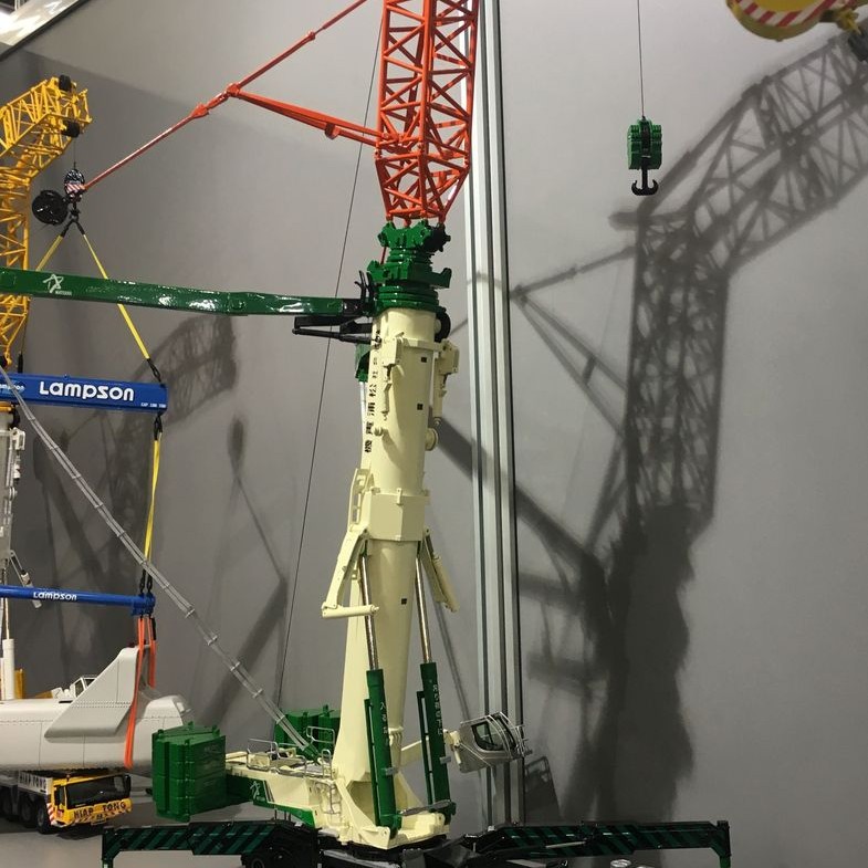 NZG 732/28 LIEBHERR LTM11200-9.1 Matsuura Japan Mobile Crane  - Scale 1:50