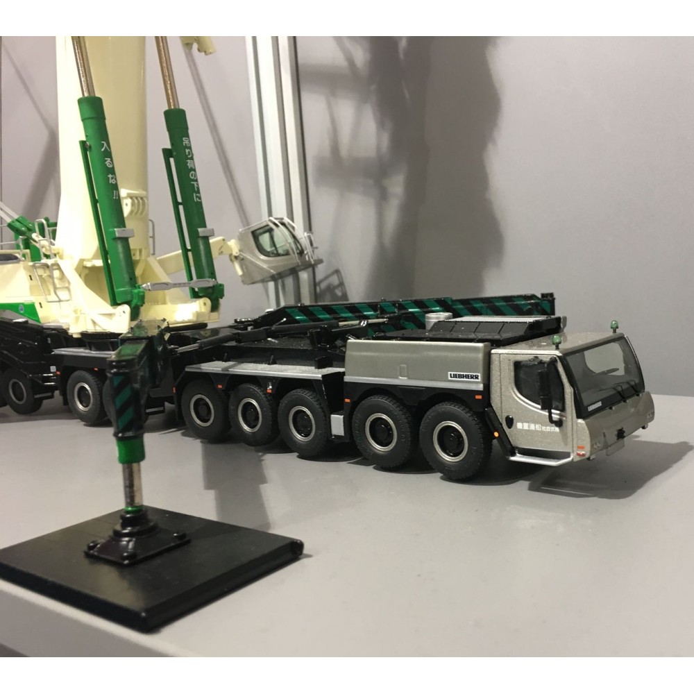 NZG 732/28 LIEBHERR LTM11200-9.1 Matsuura Japan Mobile Crane  - Scale 1:50