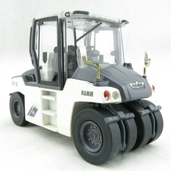 NZG 832/02 HAMM GRW 280 Rubber Wheeled Roller - Scale 1:50
