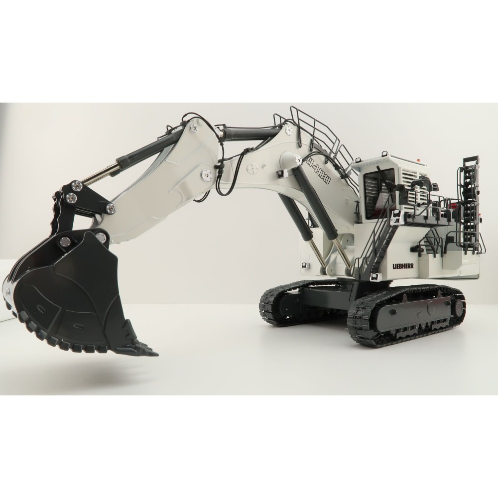 NZG 860/1 -  LIEBHERR R 9400 Mining Excavator with Backhoe 1:50