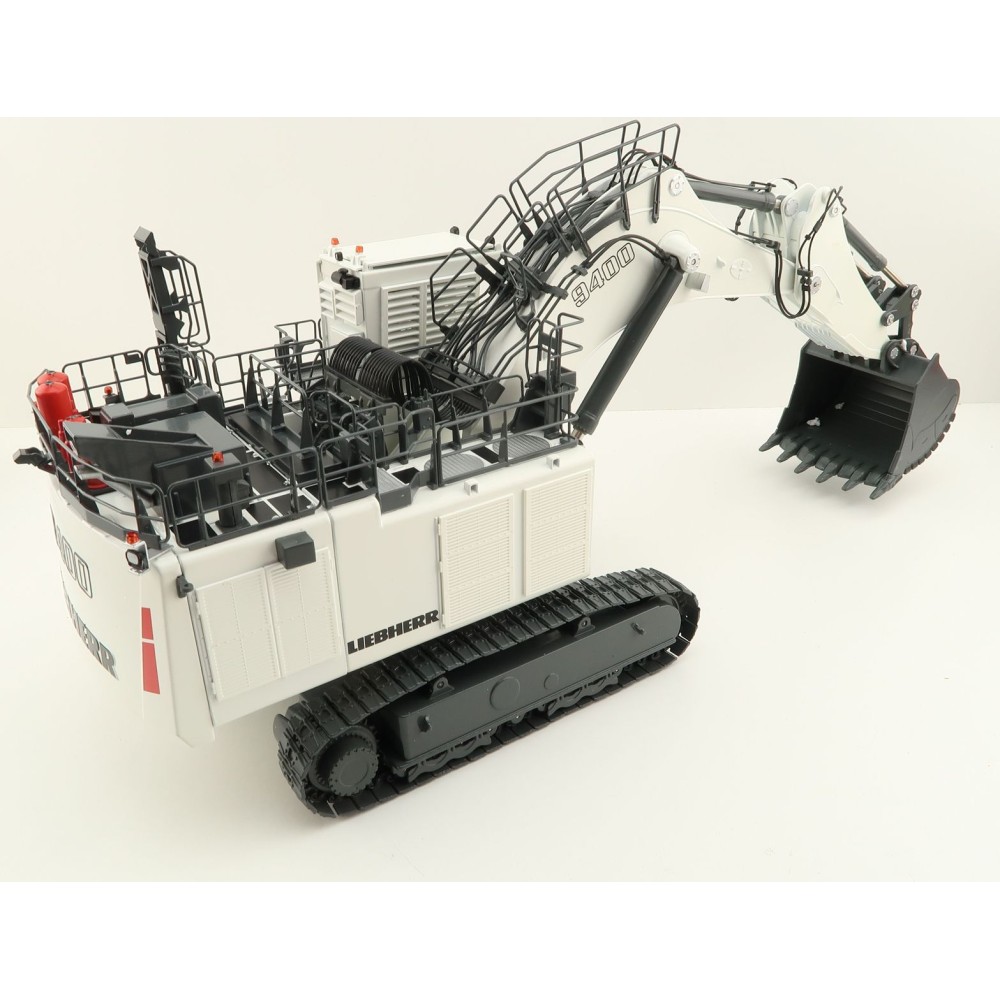 NZG 860/1 -  LIEBHERR R 9400 Mining Excavator with Backhoe 1:50