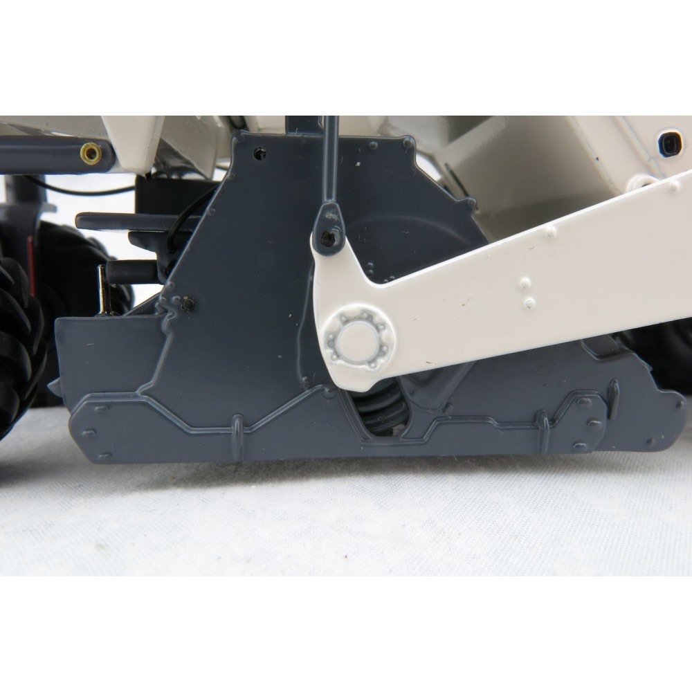 NZG 8712 WIRTGEN WR 240i  Cold Recycler Soil Stabilizer - Scale 1:50