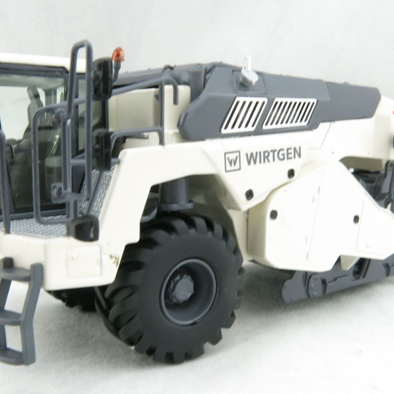 NZG 8712 WIRTGEN WR 240i  Cold Recycler Soil Stabilizer - Scale 1:50