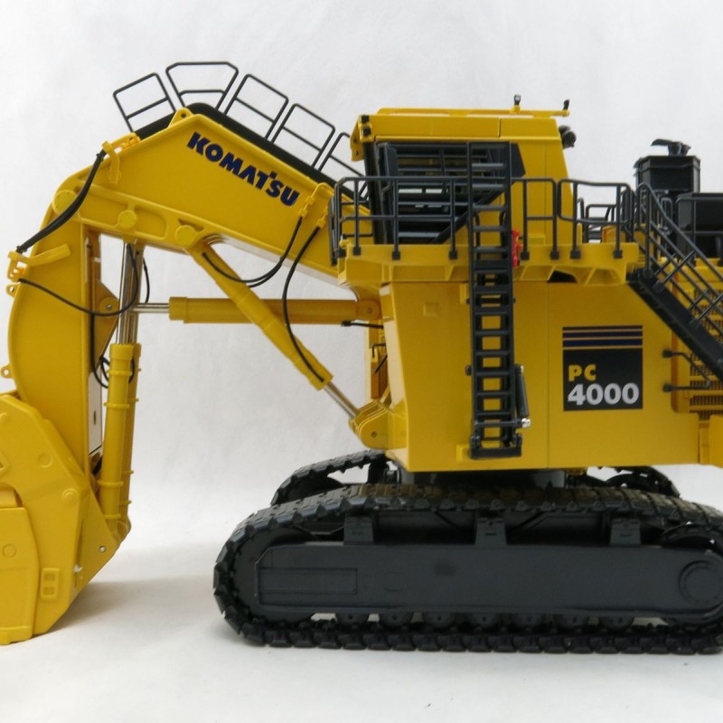 NZG 933 - Komatsu PC 4000 Hydraulic Front Shovel Mining Excavator - Scale 1:50