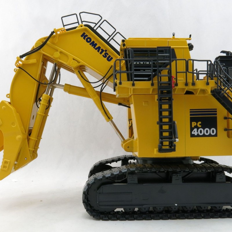 NZG 933 - Komatsu PC 4000 Hydraulic Front Shovel Mining Excavator - Scale 1:50