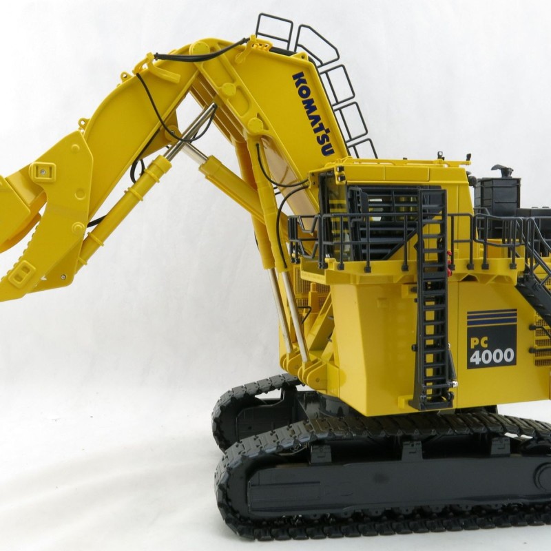 NZG 933 - Komatsu PC 4000 Hydraulic Front Shovel Mining Excavator - Scale 1:50