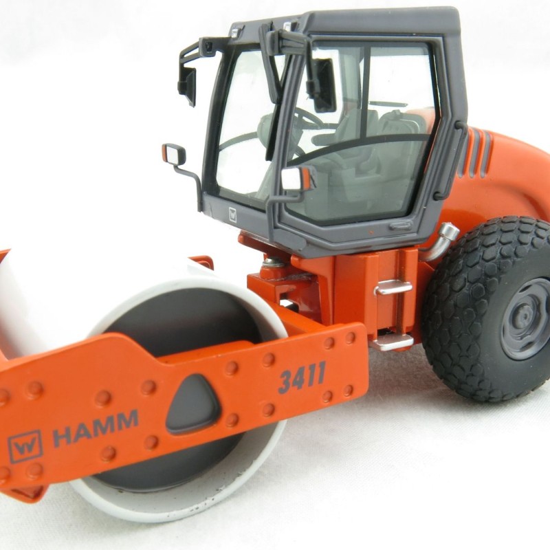 NZG 969 Hamm 3411 Compactor with Vibratory Roller Drum  - Scale 1:50
